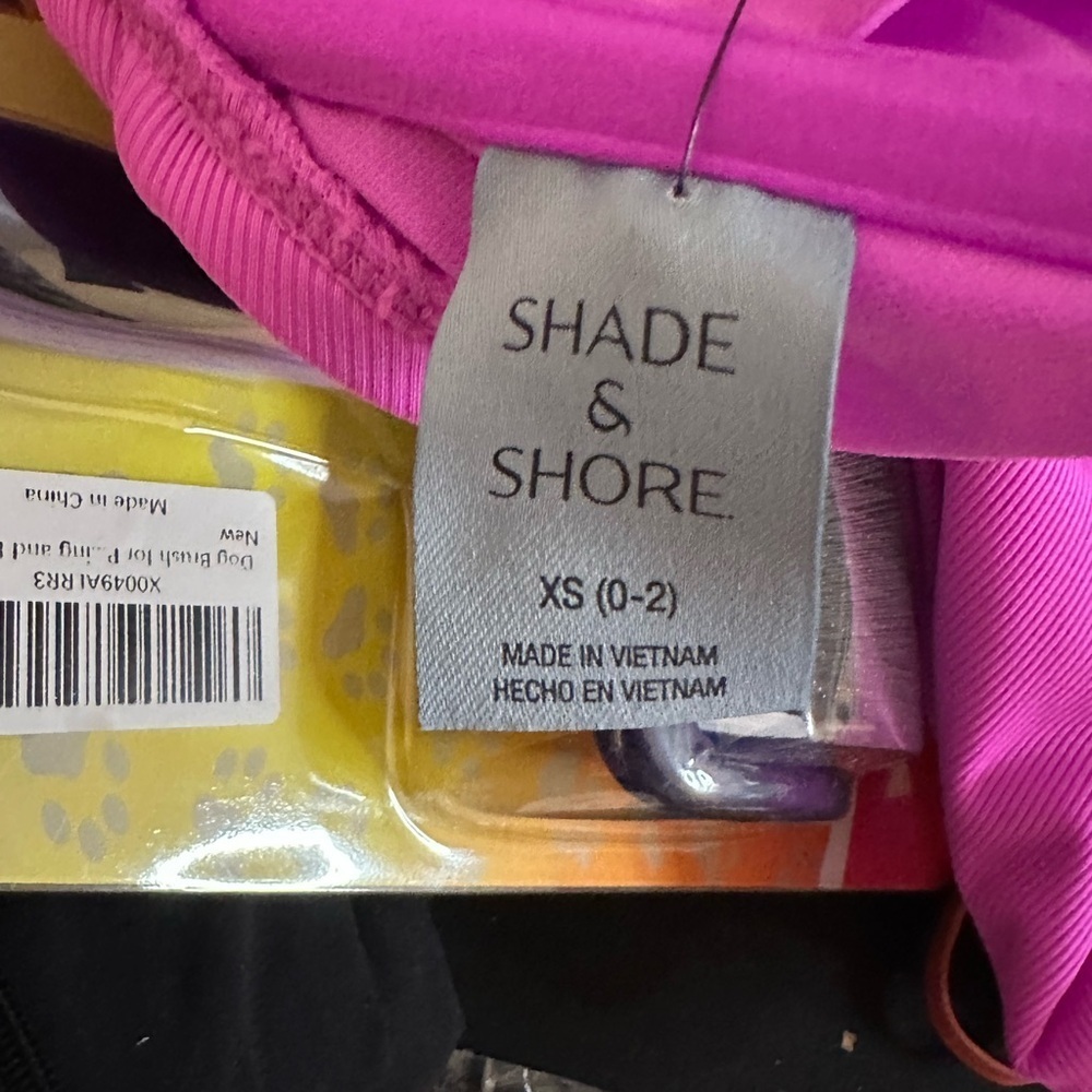 Shade & Shore Fuchsia Swimsuit - Picture 4 of 4